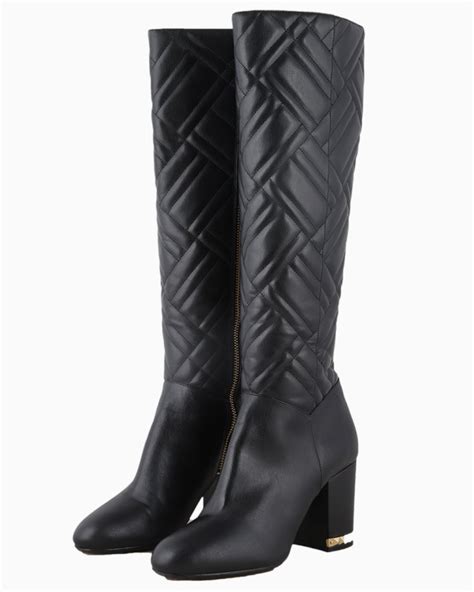 bota michael kors cano alto|Michael Kors leather platform boots.